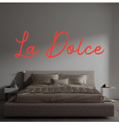 Custom text: La Dolce
